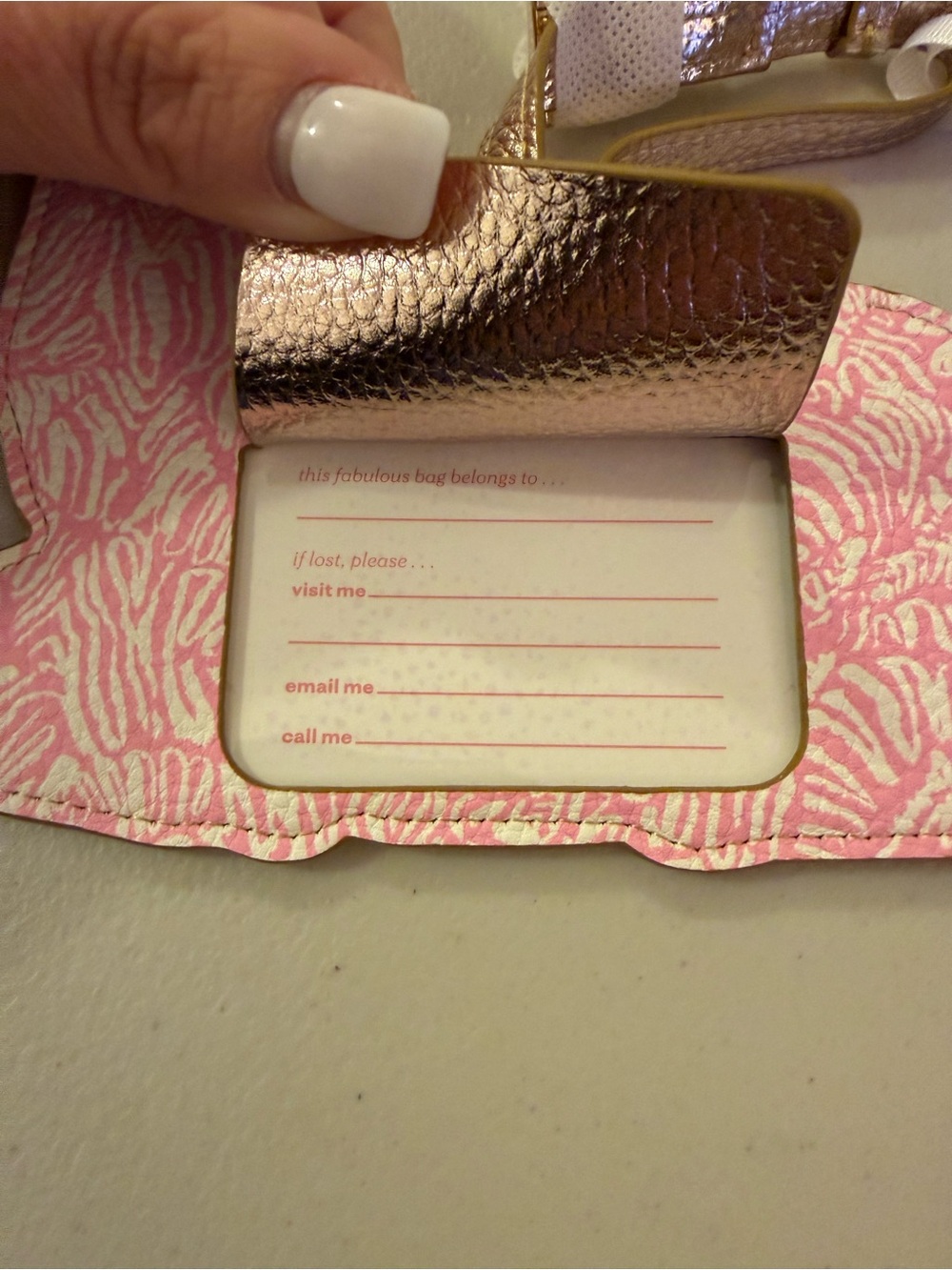Lilly Pulitzer Zebra Shaped Luggage Tag in ‘Conch Shell Punk Zee Bebe’ - *NWT* - Picture 5 of 8